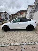 Tesla Model Y AWD Long Range BOOSTER 20 Zoll SR - Tesla Model Y in Stuttgart
