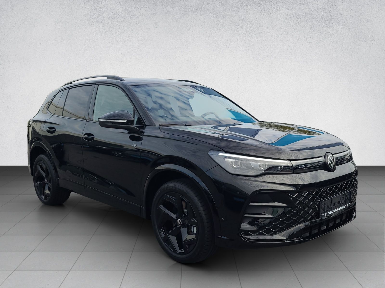Volkswagen Tiguan R-Line 1.5 eHybrid DSG *BlackStyle*AHK* imagem 3