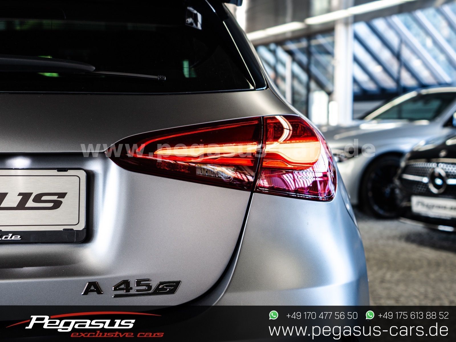 MERCEDES-BENZ A 45 AMG - 17