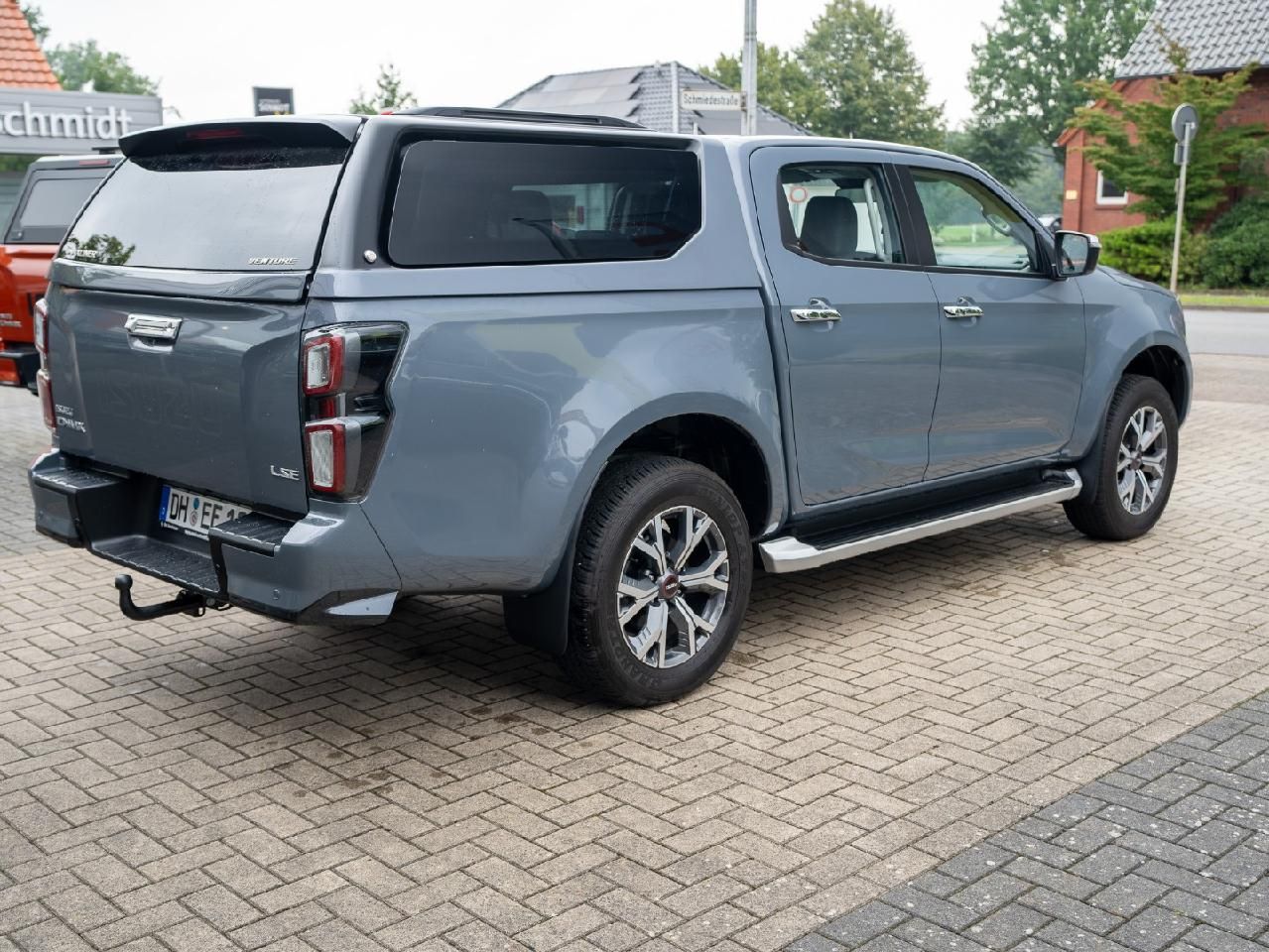 Fahrzeugabbildung Isuzu D-Max Double Cab 4WD LSE inkl. Hardtop