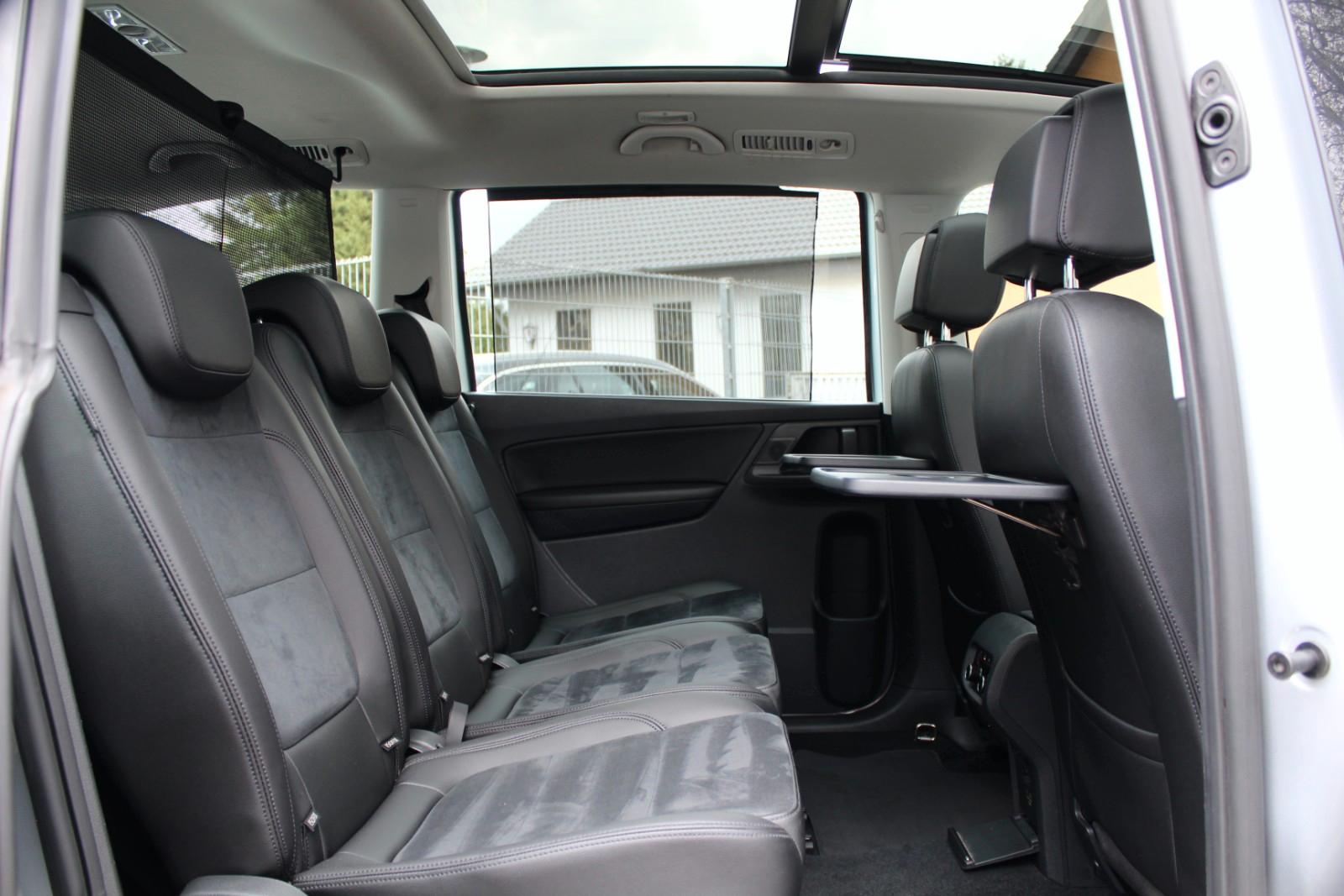 Volkswagen Sharan 4x4 HIGHLINE 1.HAND! 7Sitzer ACC KAM PANO