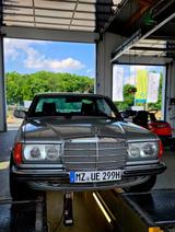 Mercedes-Benz 230 Oldtimer 1. Hand 90.000 km - Mercedes-Benz Oldtimer: Coupe