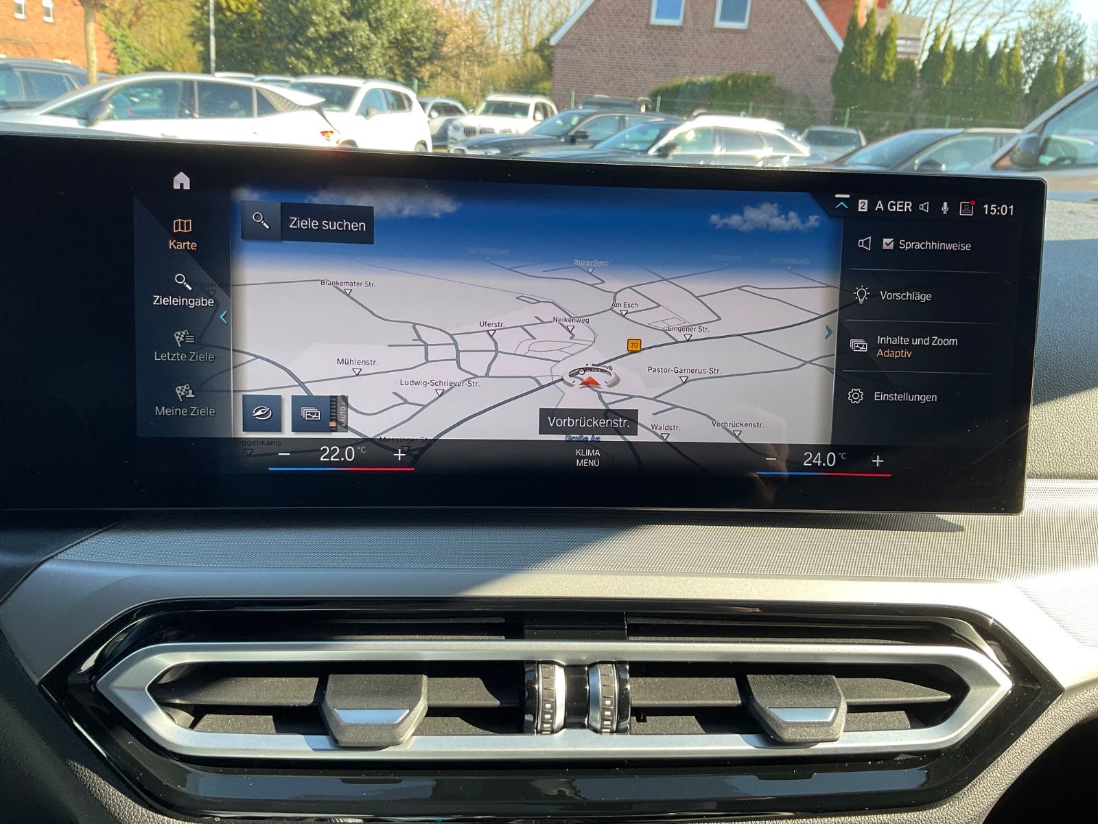 Fahrzeugabbildung BMW 320d xDrive Touring Auto,LED,Navi,CarPlay,Spur
