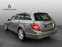 MERCEDES-BENZ C 220 T CDI / DESIGNO / HARMAN KARDON/ AUTOM./ MERCEDES-BENZ C 220 T CDI / DESIGNO / HARMAN KARDON/ AUTOM./