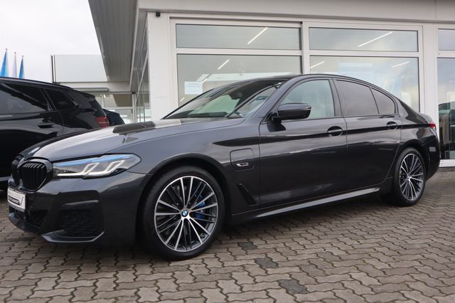 BMW 545e xDrive Limo M-Paket/AHK/H&K/SHZ/DAB/HeadUp