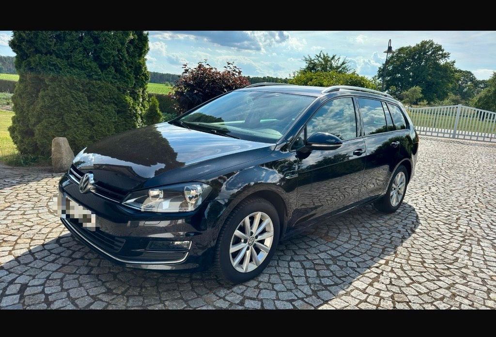 Image of Volkswagen Golf