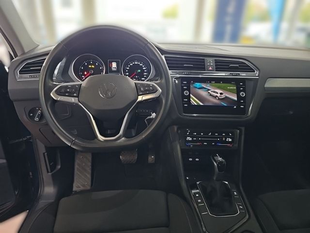 Fahrzeugabbildung Volkswagen Tiguan 1.5 TSI DSG Life AHK RFK El.HECKKL. APP S