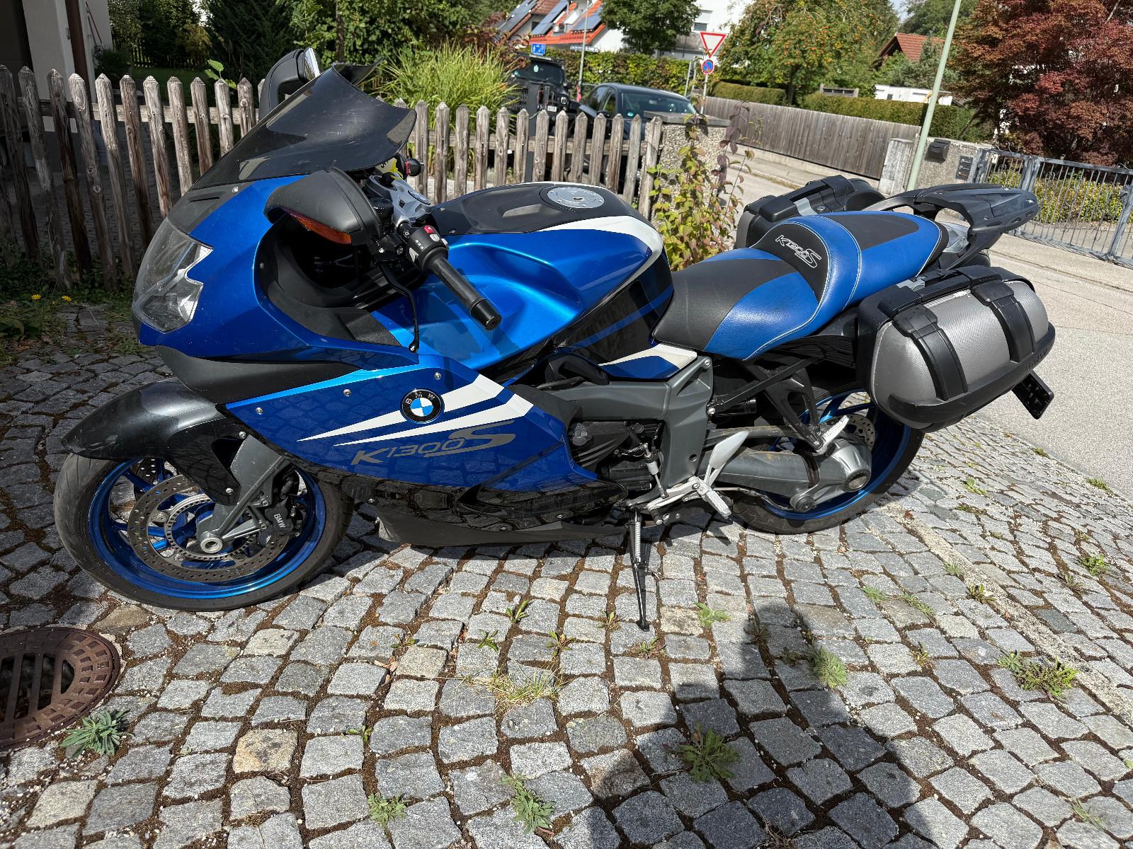 BMW K1300S    OHNE PAPIERE