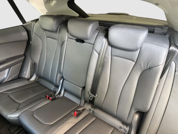 Audi Q8 - 9
