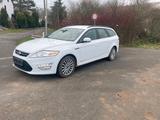 Ford Mondeo 2.0 Automatik - Ford Mondeo aus 2013 mit Diesel-Antrieb: Kombi