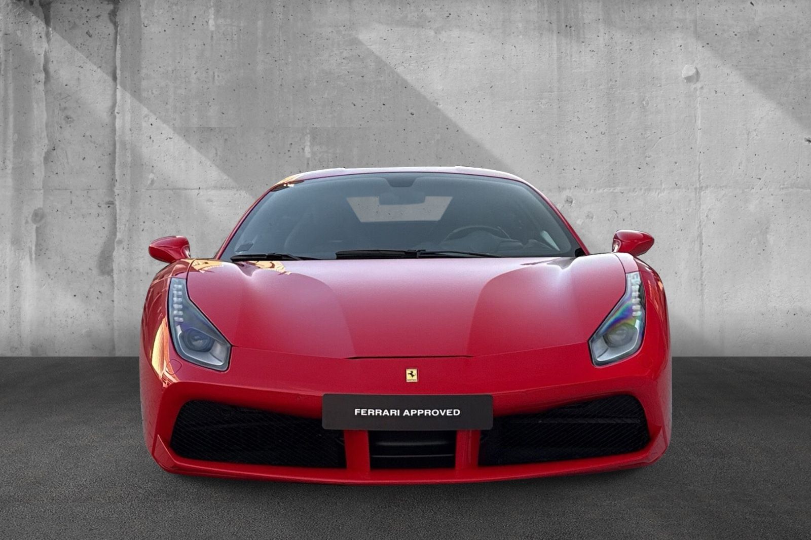 Fahrzeugabbildung Ferrari 488 GTB*Dt.Auto*LED Lenkrad*Kamera*Embleme