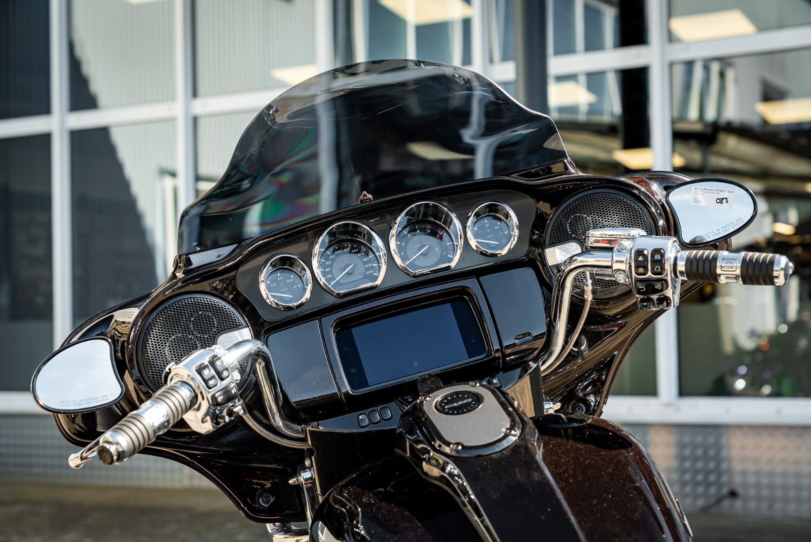 Fahrzeugabbildung Harley-Davidson FLHXSE CVO Street Glide 117 cui - ROCKFORD II