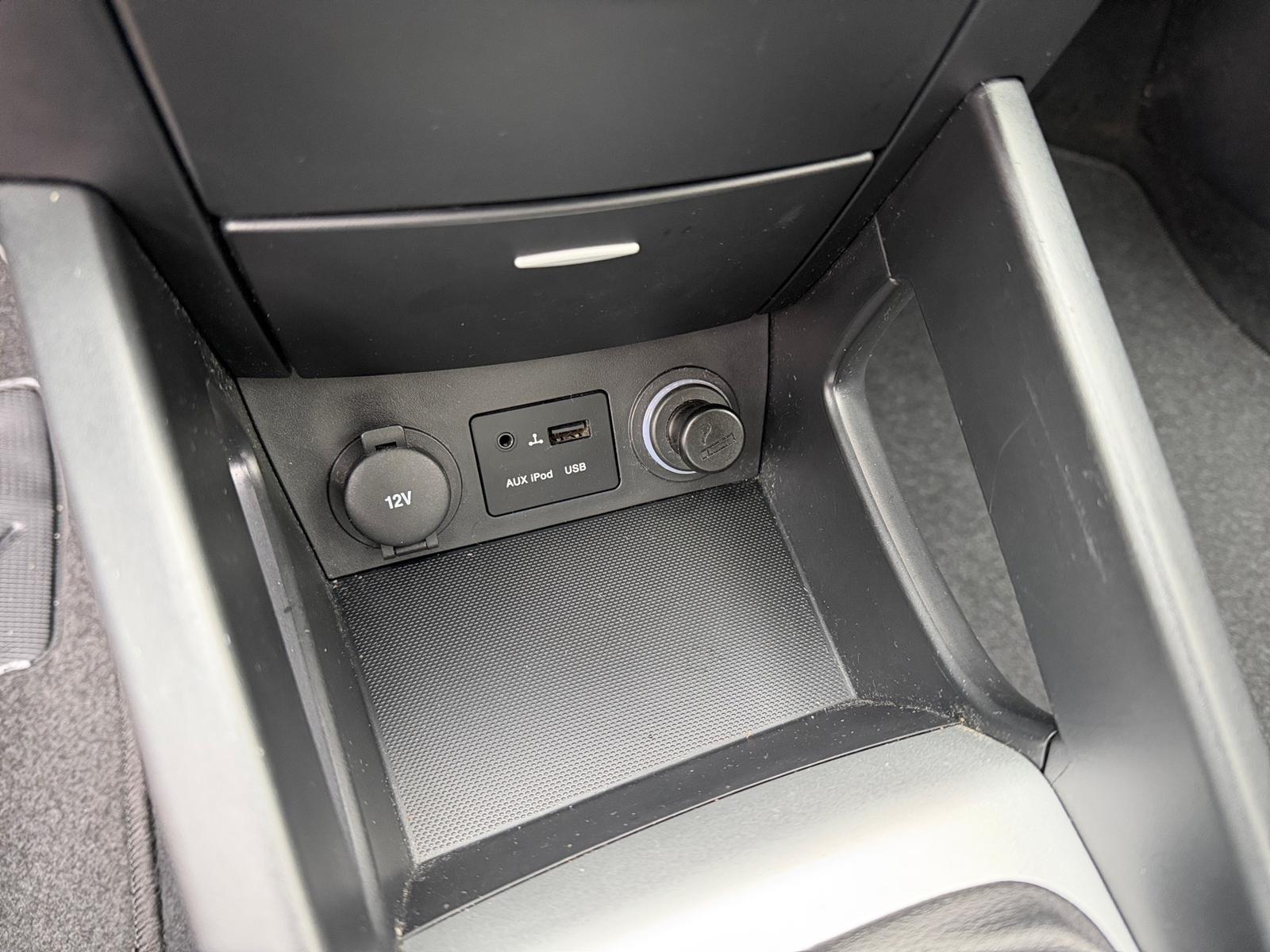 Kia cee'd 2013 — photo 23