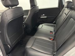 MERCEDES-BENZ B200d DCT PROGR*LEDER*HuD*LED*NAVI*KAMERA*SHZ* MERCEDES-BENZ B200d DCT PROGR*LEDER*HuD*LED*NAVI*KAMERA*SHZ*