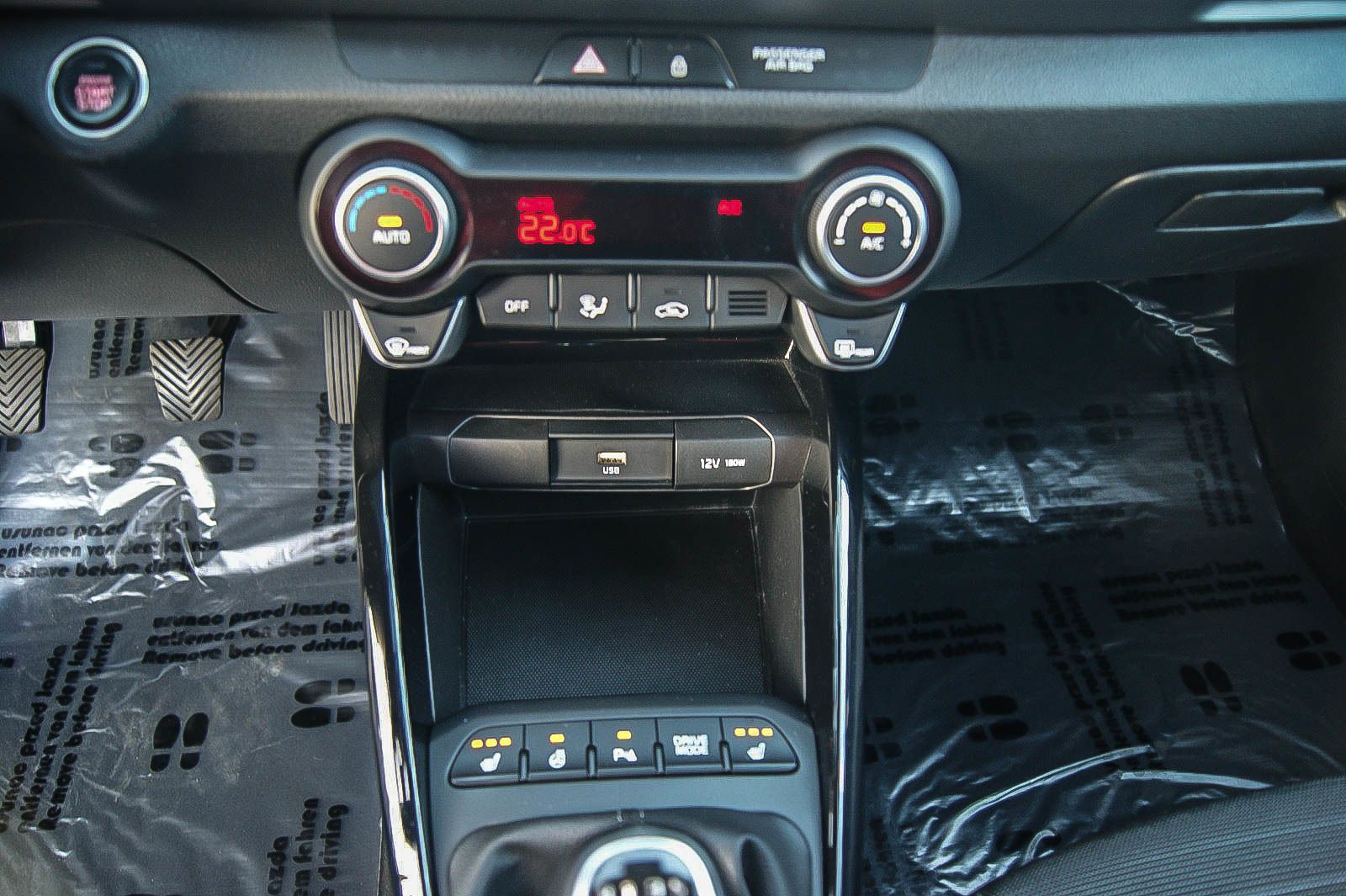 Fahrzeugabbildung Kia Stonic 1.0 T-GDI Mild-Hybrid Spirit FLORIDAGELB