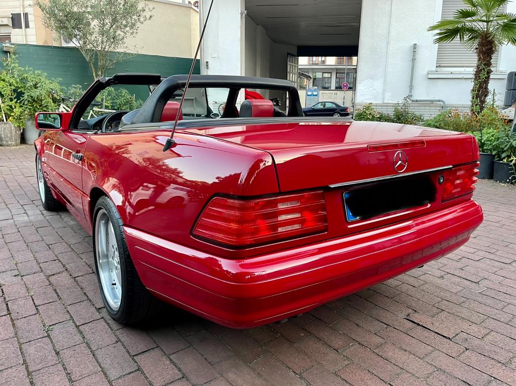 Mercedes-Benz SL 320