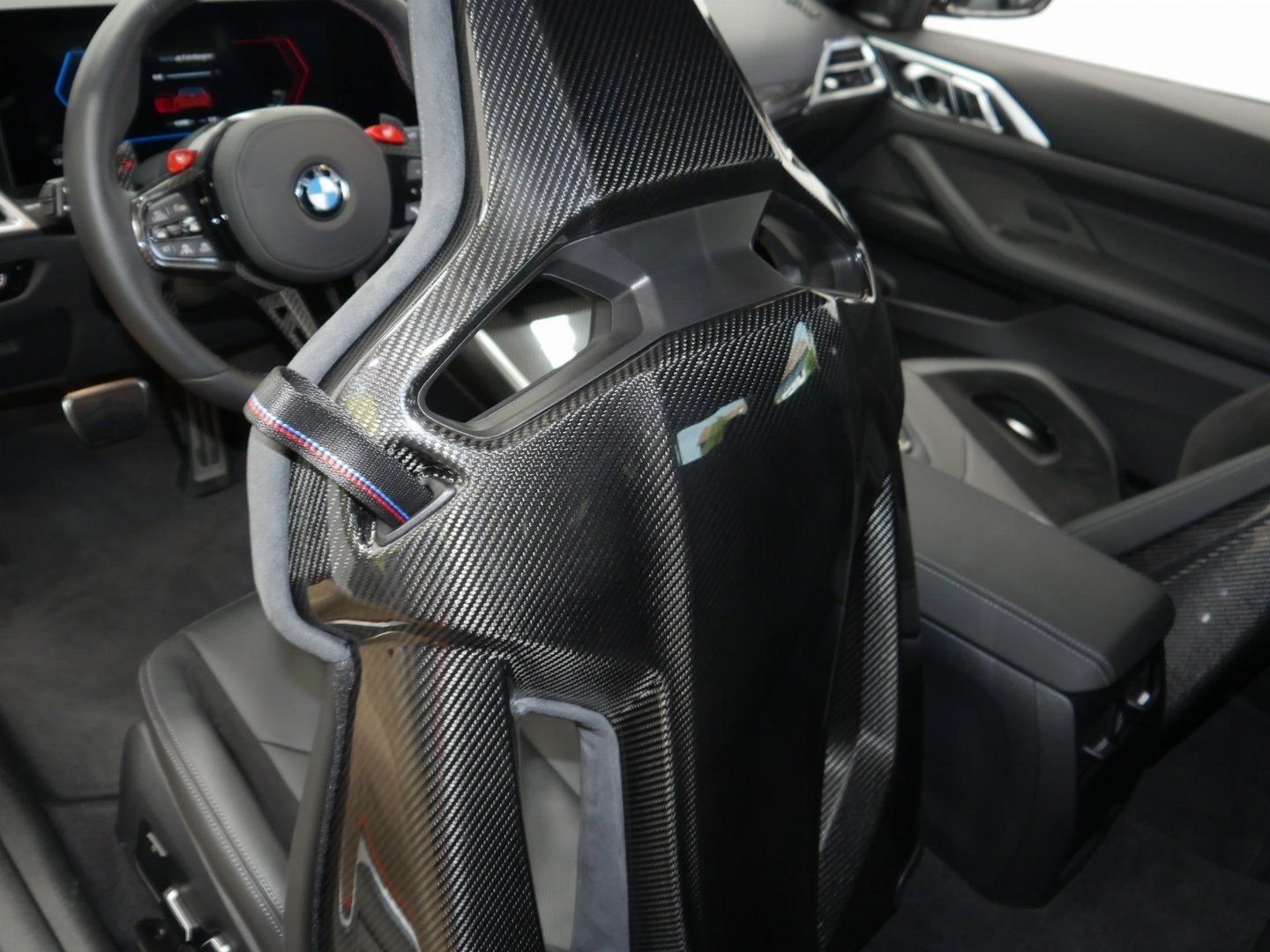 Fahrzeugabbildung BMW M4 Competition M Carbon-Keramik-Bremse | M Carbo