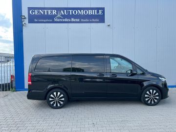 Mercedes V 220 - 7