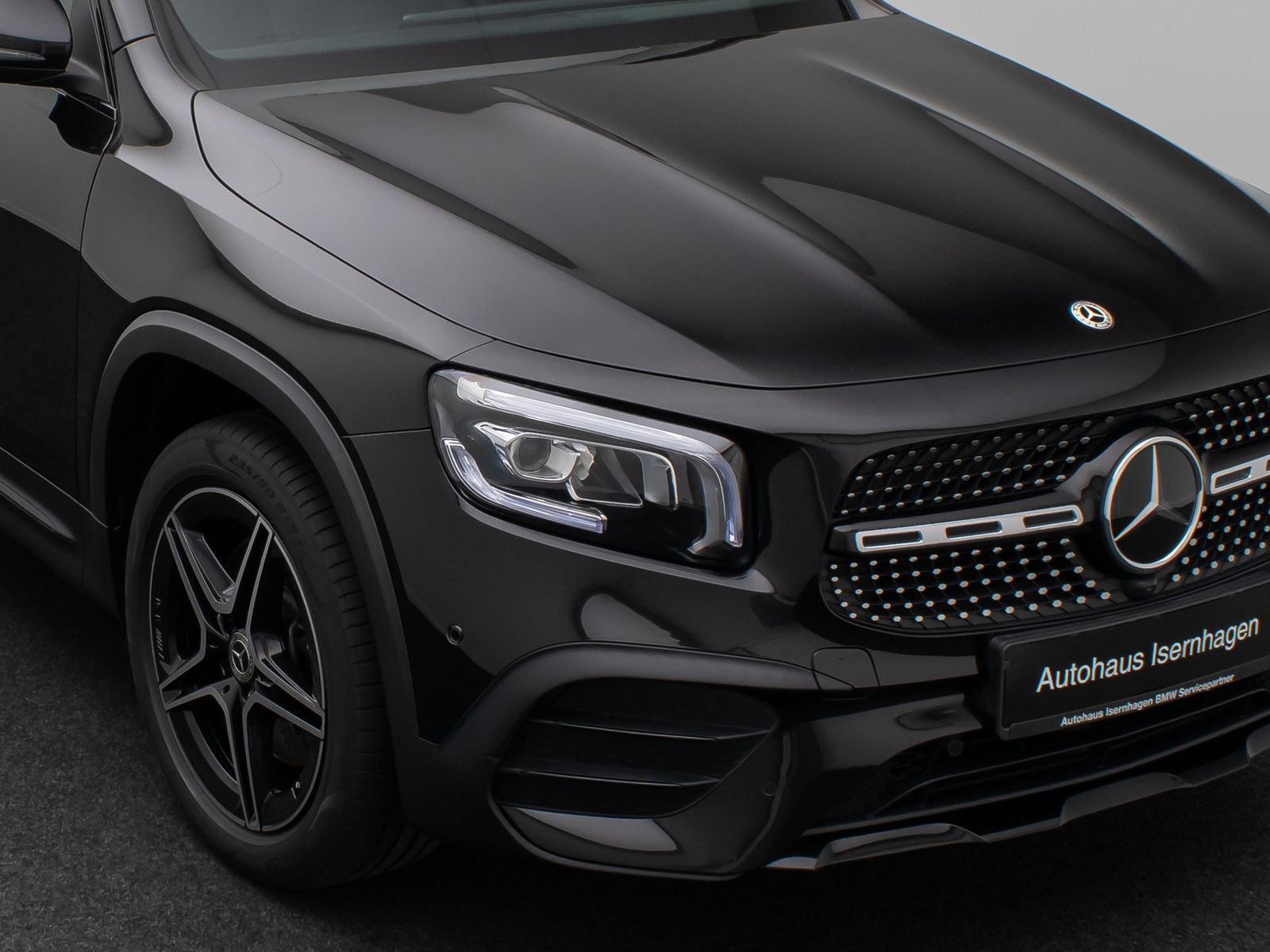 Fahrzeugabbildung Mercedes-Benz GLB 220d AMG Line SoundSys 360&deg;Panorama Standhzg
