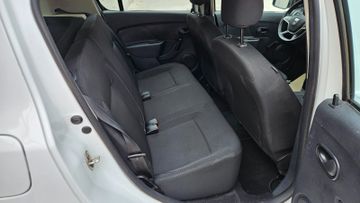 Dacia Sandero - 10