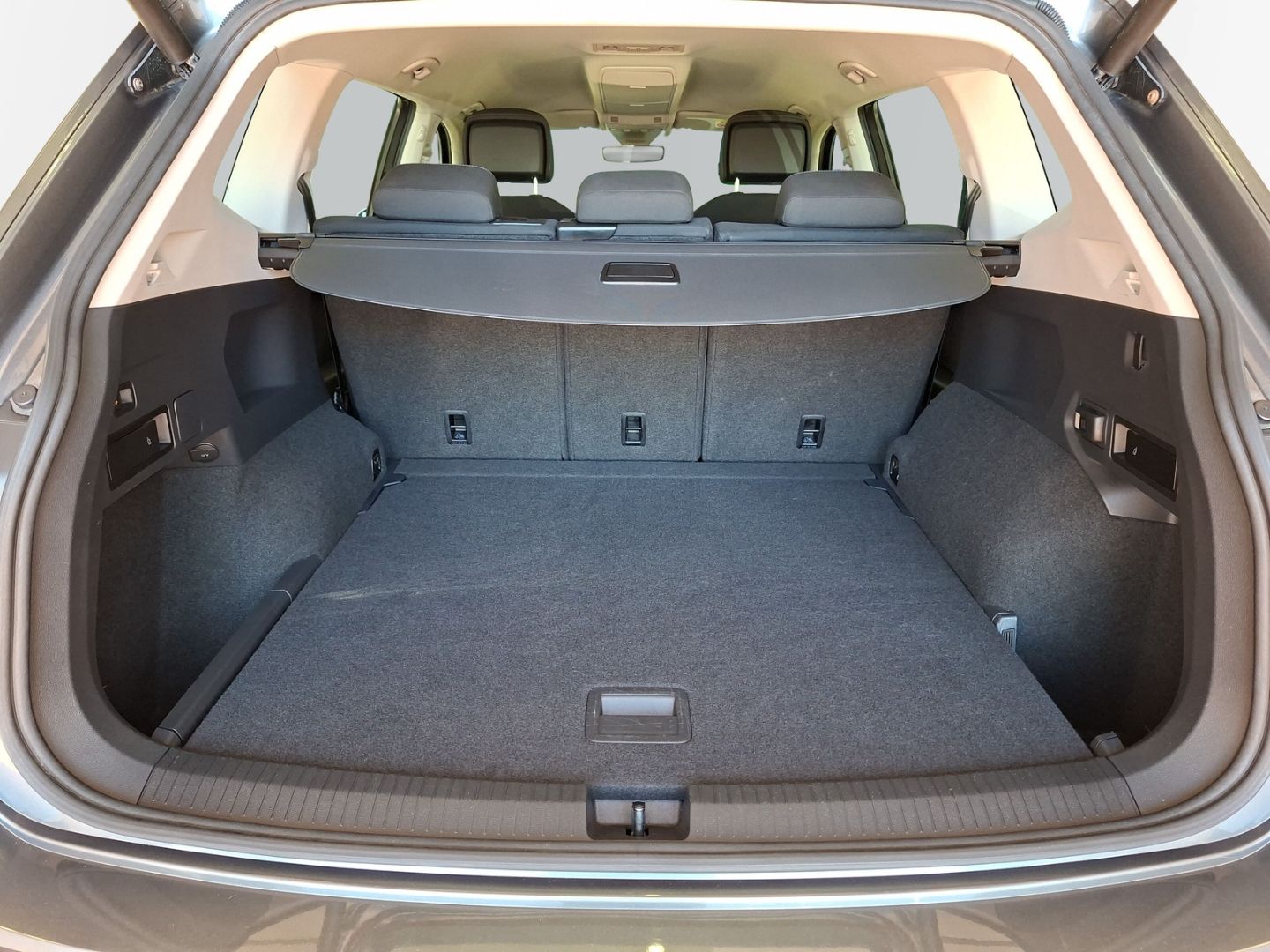 Tiguan Allspace 2.0 TSI Highline 4M *AHK*NAVI*
