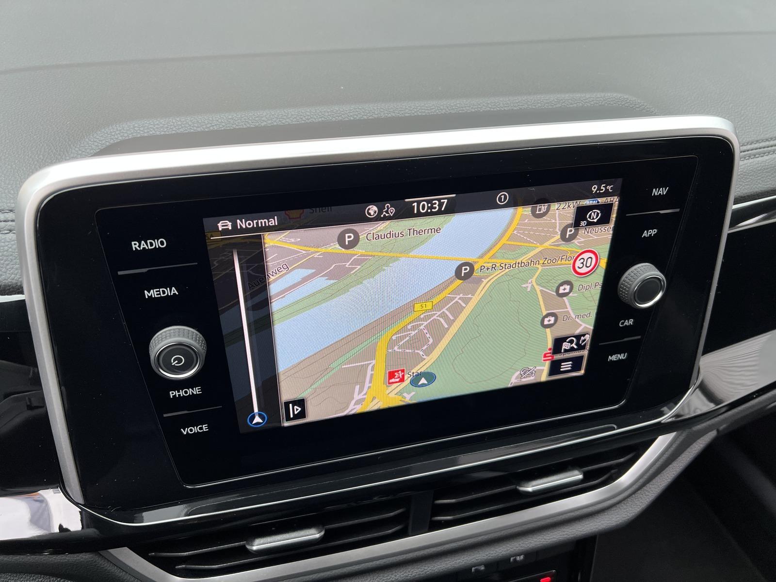 Volkswagen T-Roc 1.5 TSI R-LINE DSG*MATRIX-LED*PAN*AHK*19'', миниатюра 10