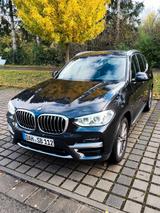 BMW X3 xDrive20d Luxury Line - BMW X3 Gebrauchtwagen in München