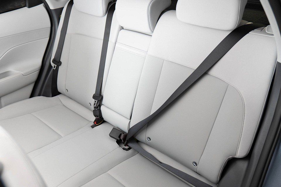 Fahrzeugabbildung Hyundai KONA 1.0T 120PS DCT TREND Assi