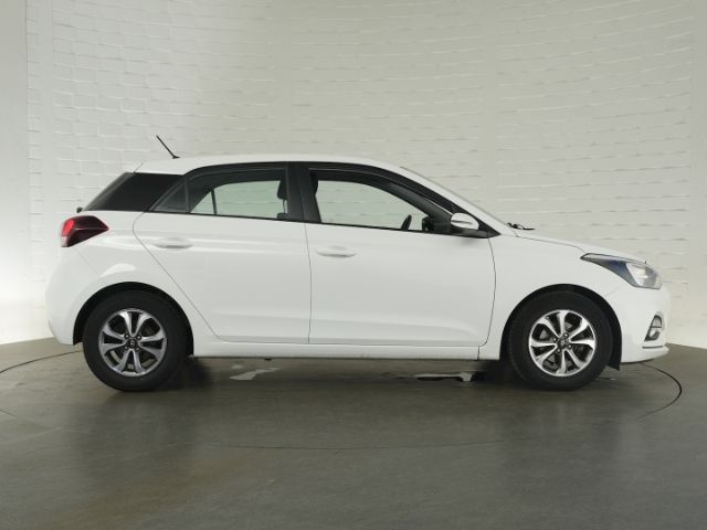 i20 1,2 TREND+BLUETOOTH+KLIMA+SITZ-/LENKRADHEIZU