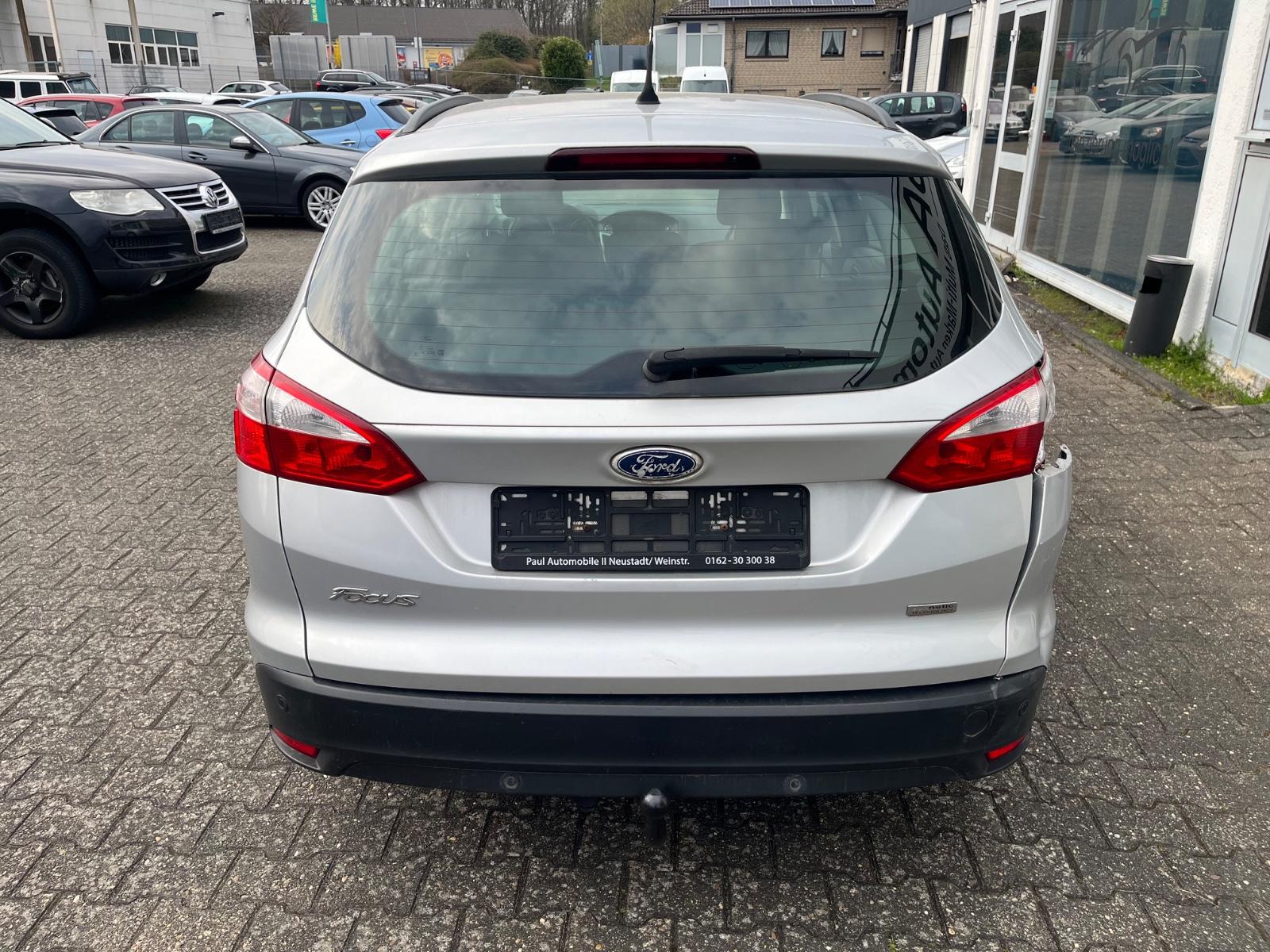 Ford Focus 2013 — photo 6