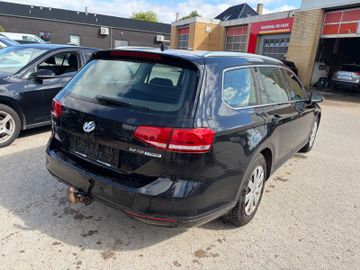 Volkswagen Passat - 2