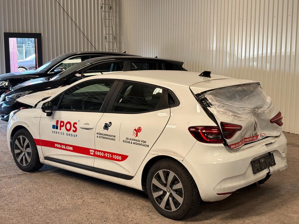 Renault Clio V Equilibre TCe 90 UNFALL 2023
