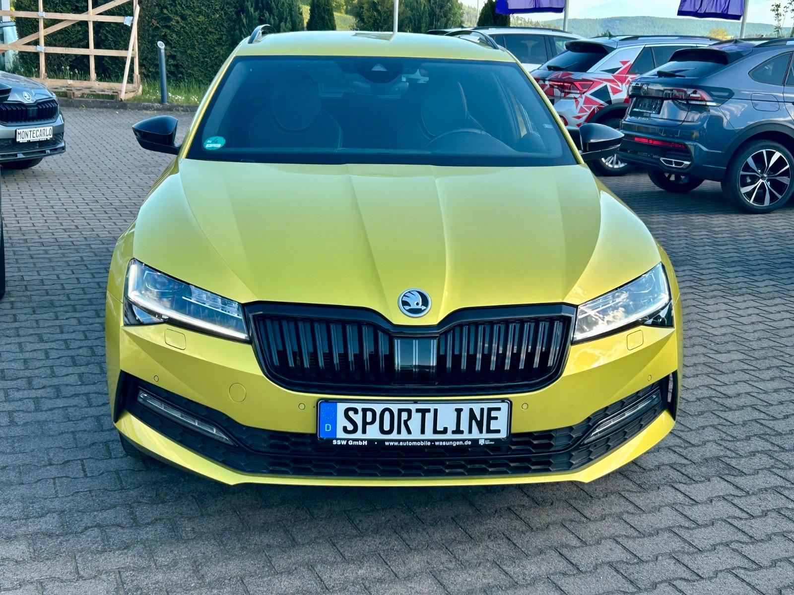 Skoda Superb Sportline 200PS AHK DCC 8xRad -43% UVP