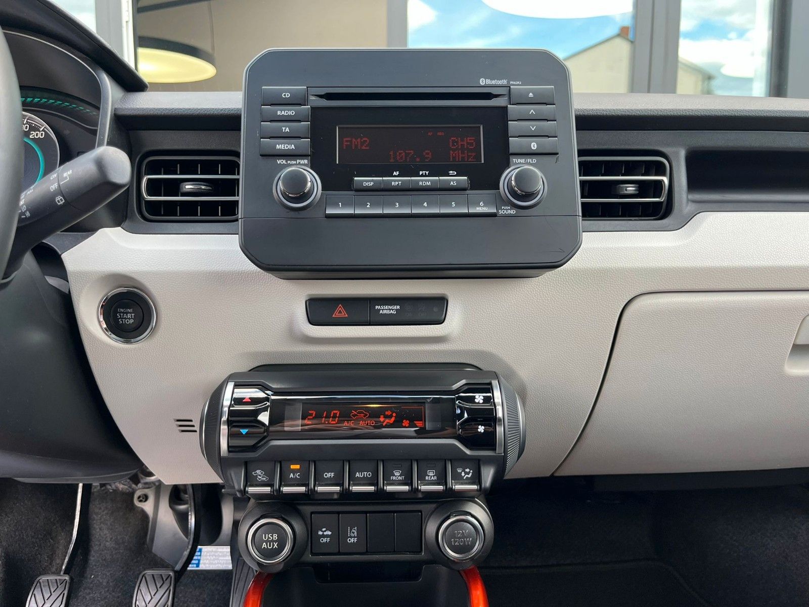 Fahrzeugabbildung Suzuki Ignis Intro Edition*8xbereift*