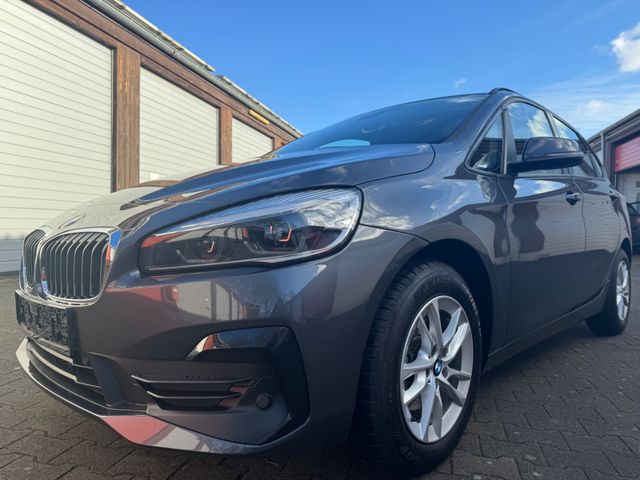 BMW 218i Active Tourer,Steptronic,NAVI,LED,PARKASSIT