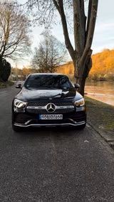 Mercedes-Benz GLC 200 4MATIC Coupé Autom. - - Mercedes-Benz GLC 200 mit Benzin-Antrieb: Coupe