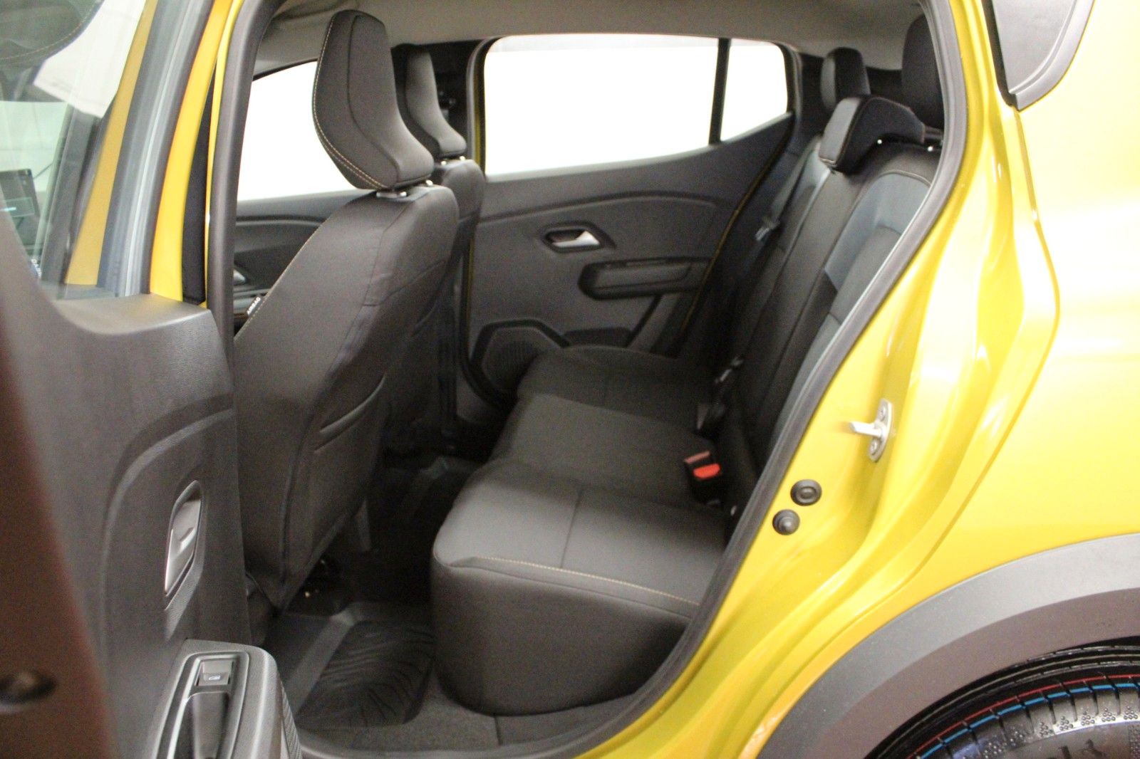 Fahrzeugabbildung Dacia Sandero Stepway TCe 110 Extreme MY 26*Vollausst*