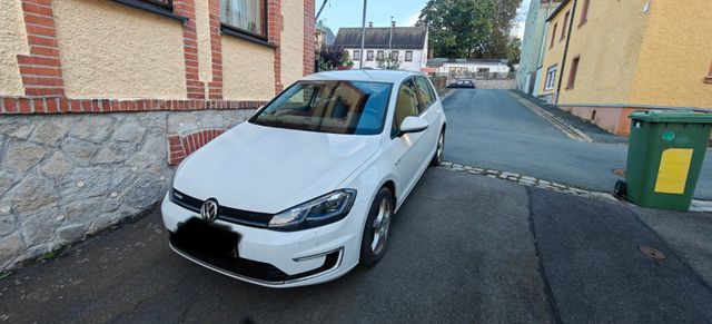 Volkswagen e-Golf e-Golf