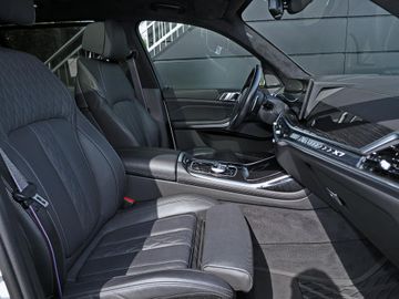 BMW X7 - 10