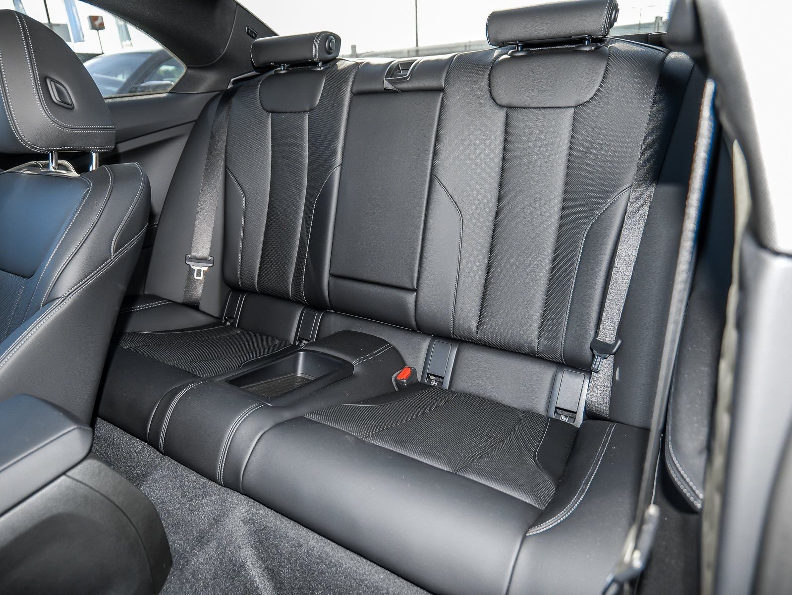 BMW 220 - Bild 17