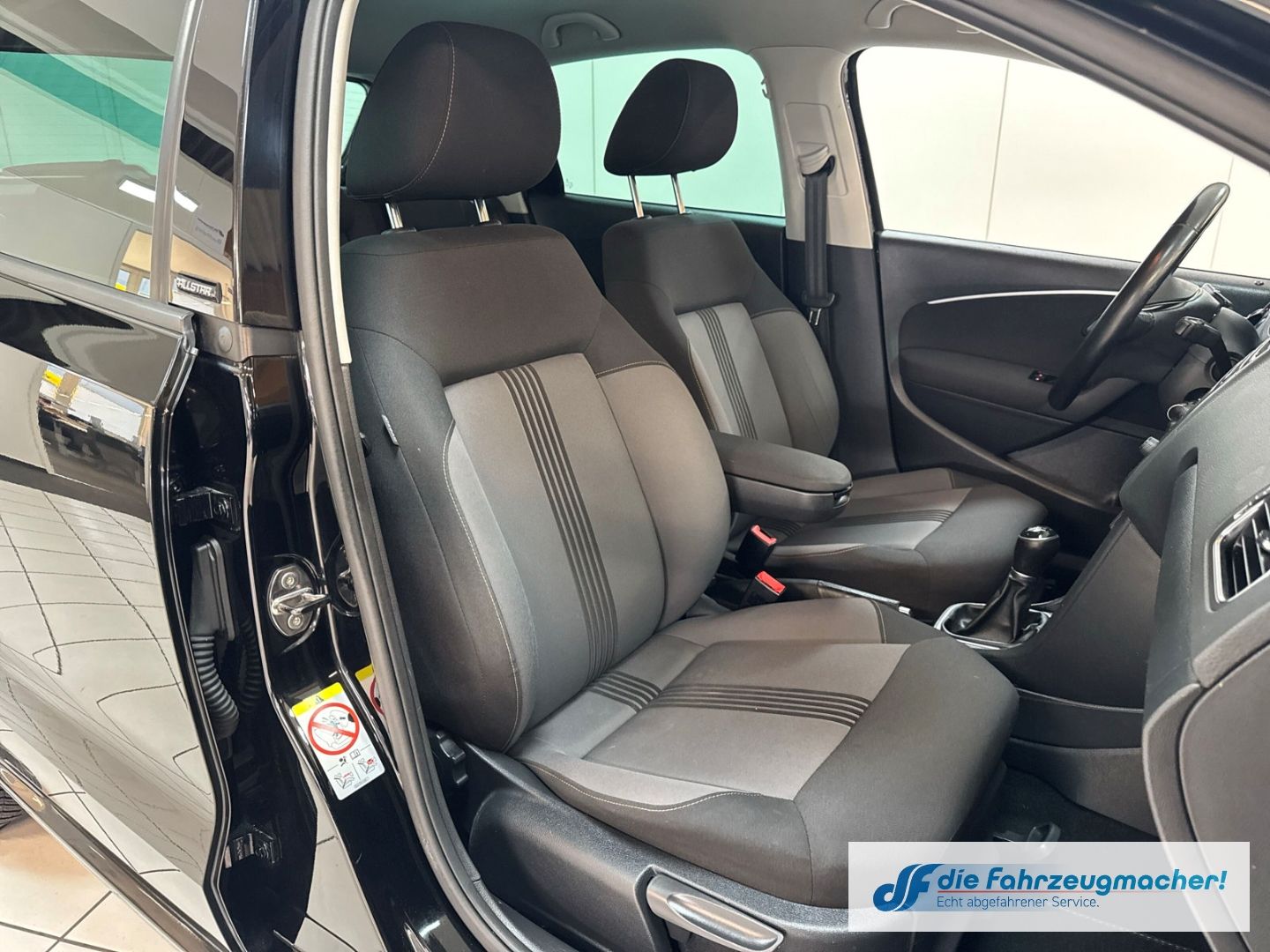 Fahrzeugabbildung Volkswagen Polo V Allstar BMT Start-Stopp Klimaautom SHZ PD