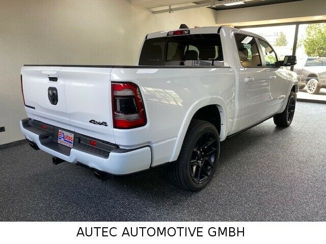 Fahrzeugabbildung Dodge LARAMIE  NIGHT EDITION-TAILGATE-12"-4x4