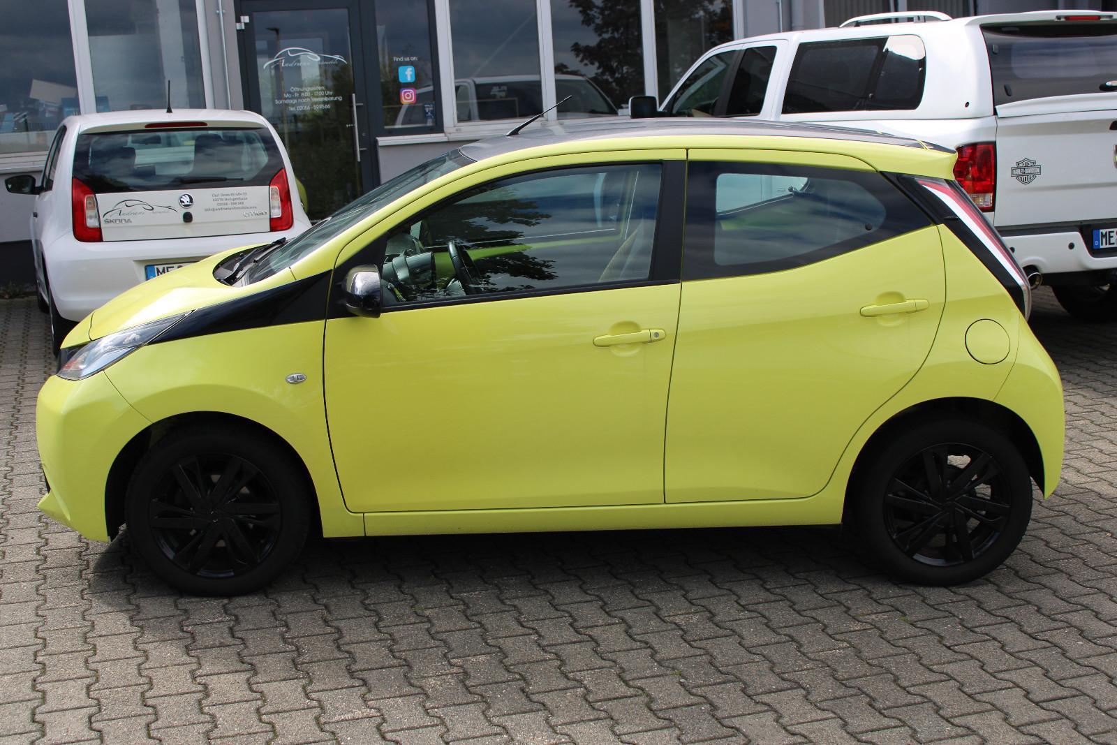 Toyota Aygo AYGO x-cite 4Türer+Kamera+MFL