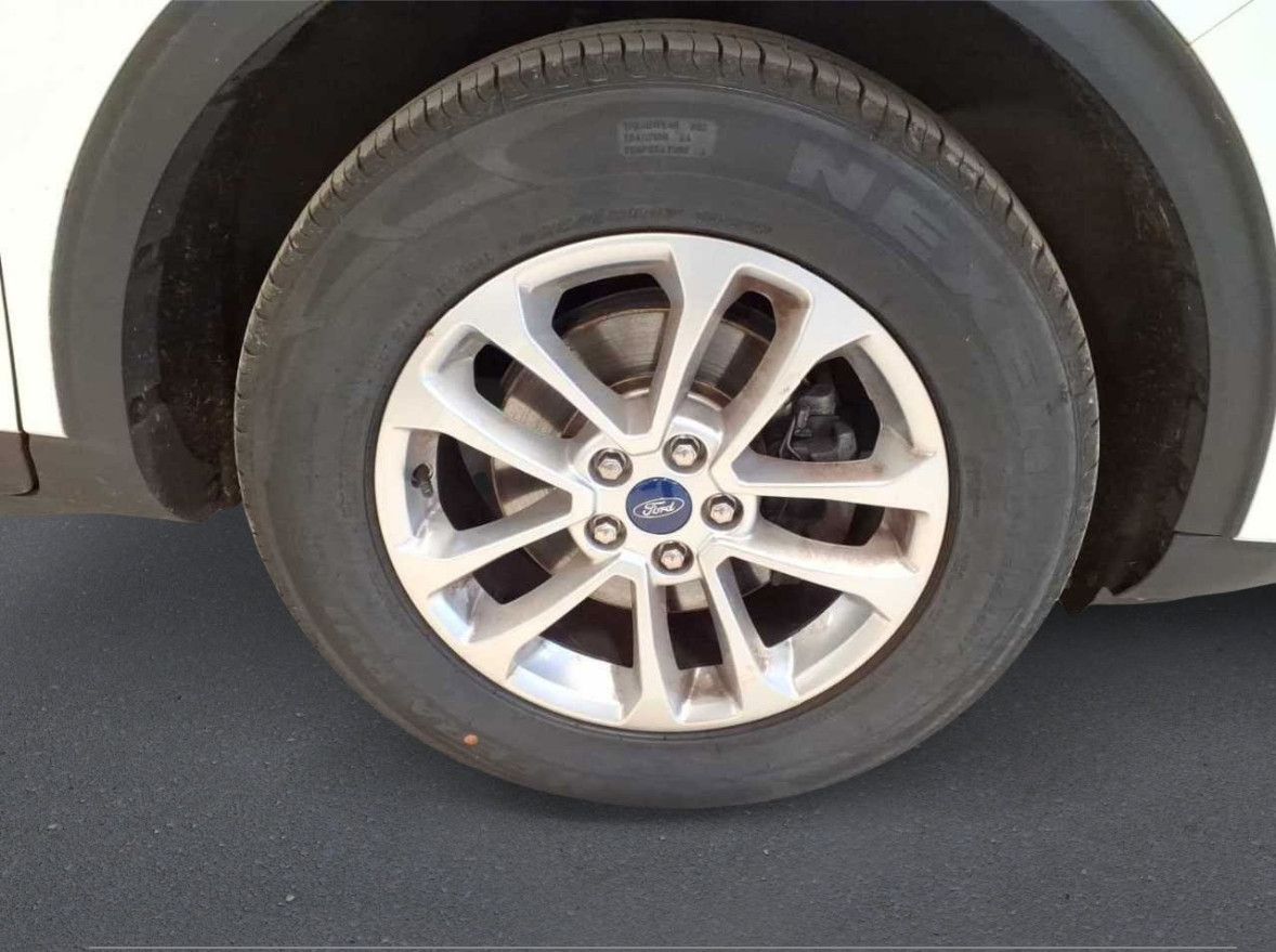 Fahrzeugabbildung Ford Kuga 2.0d Titanium LED/NAVI/VIRTU/SHZ/DAB/RFK