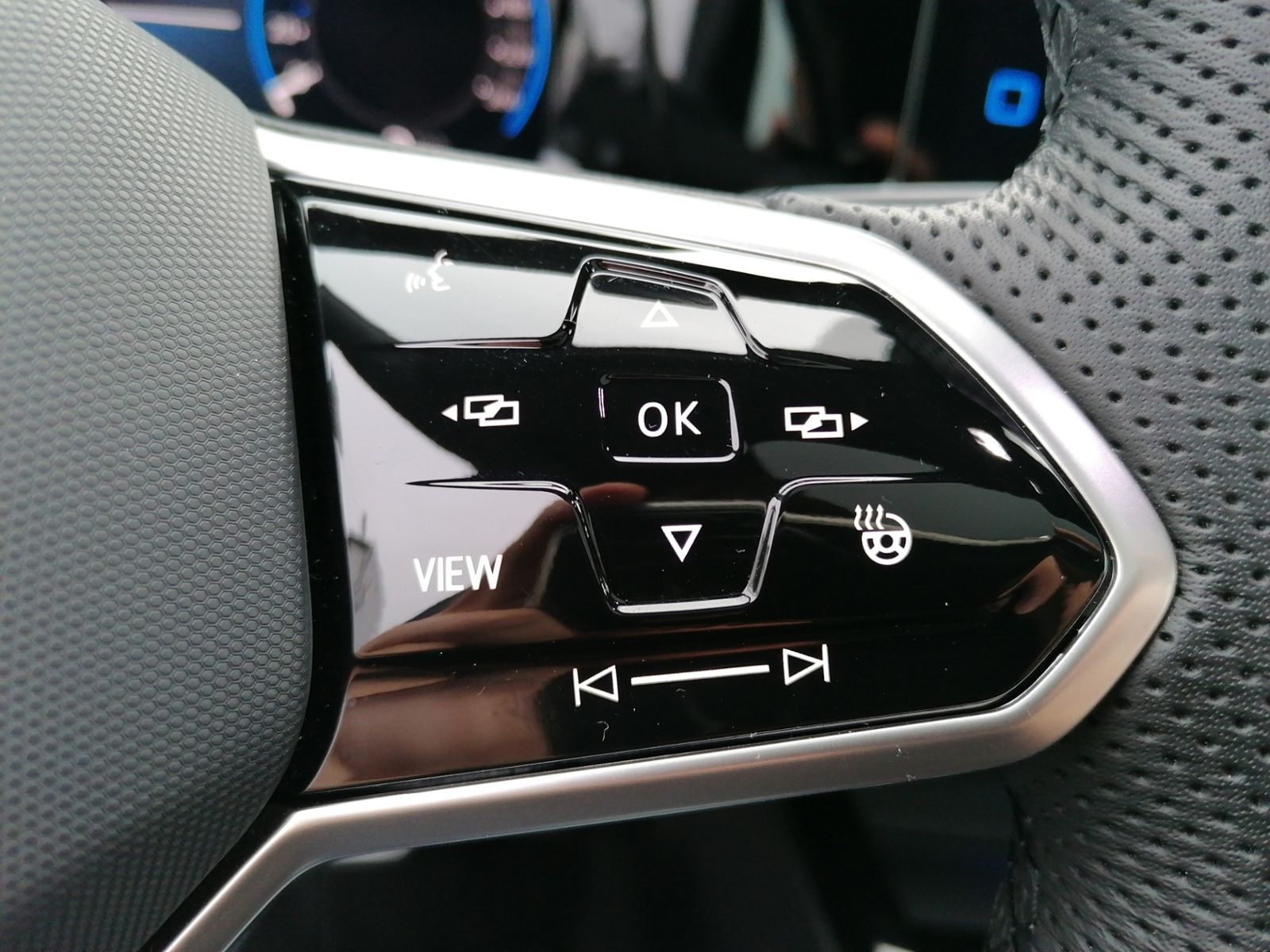 Golf VIII GTD DSG PANO+19"+LED+NAVI+BLACK-STYLE