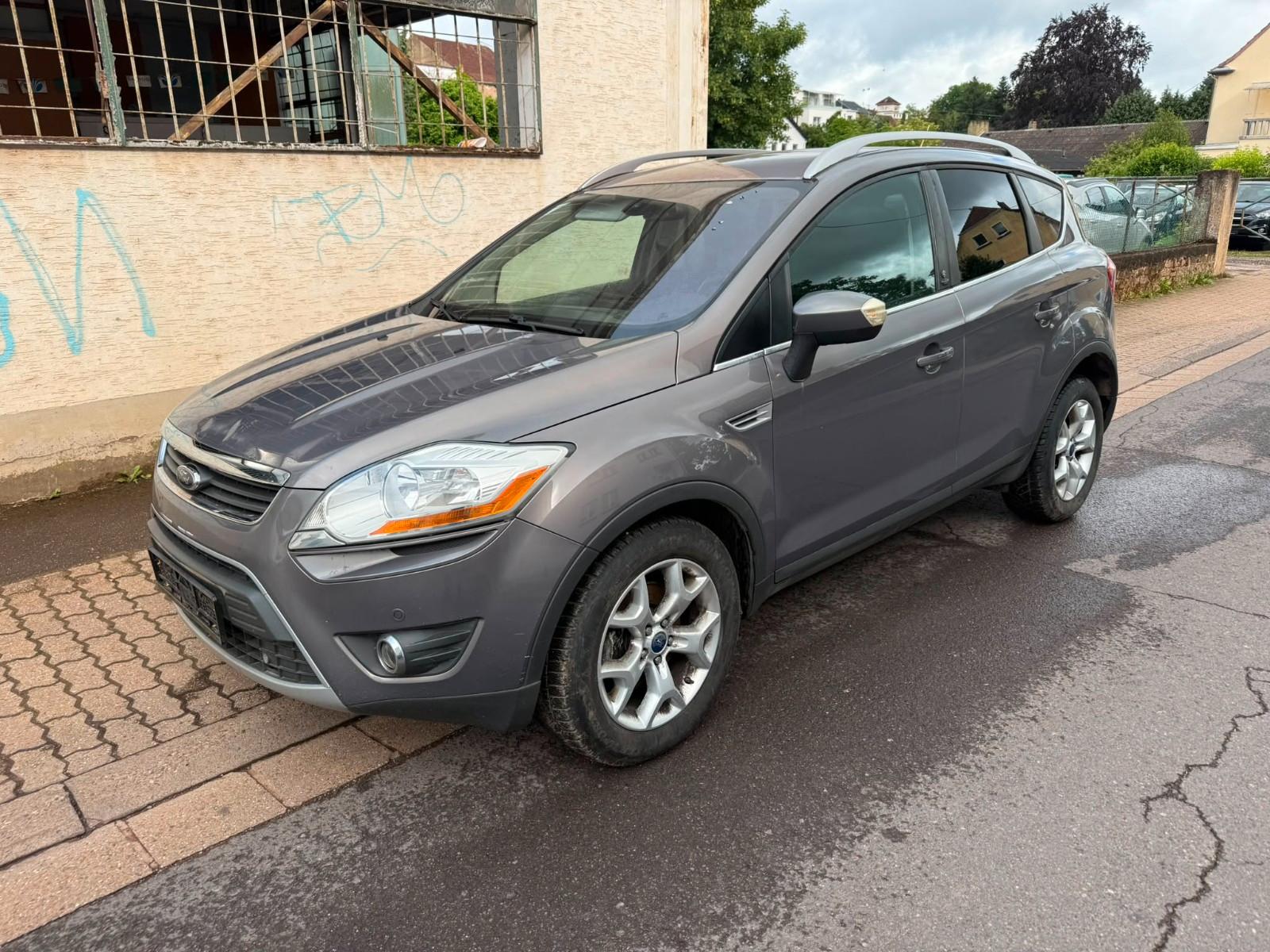 Ford Kuga Champions Edition