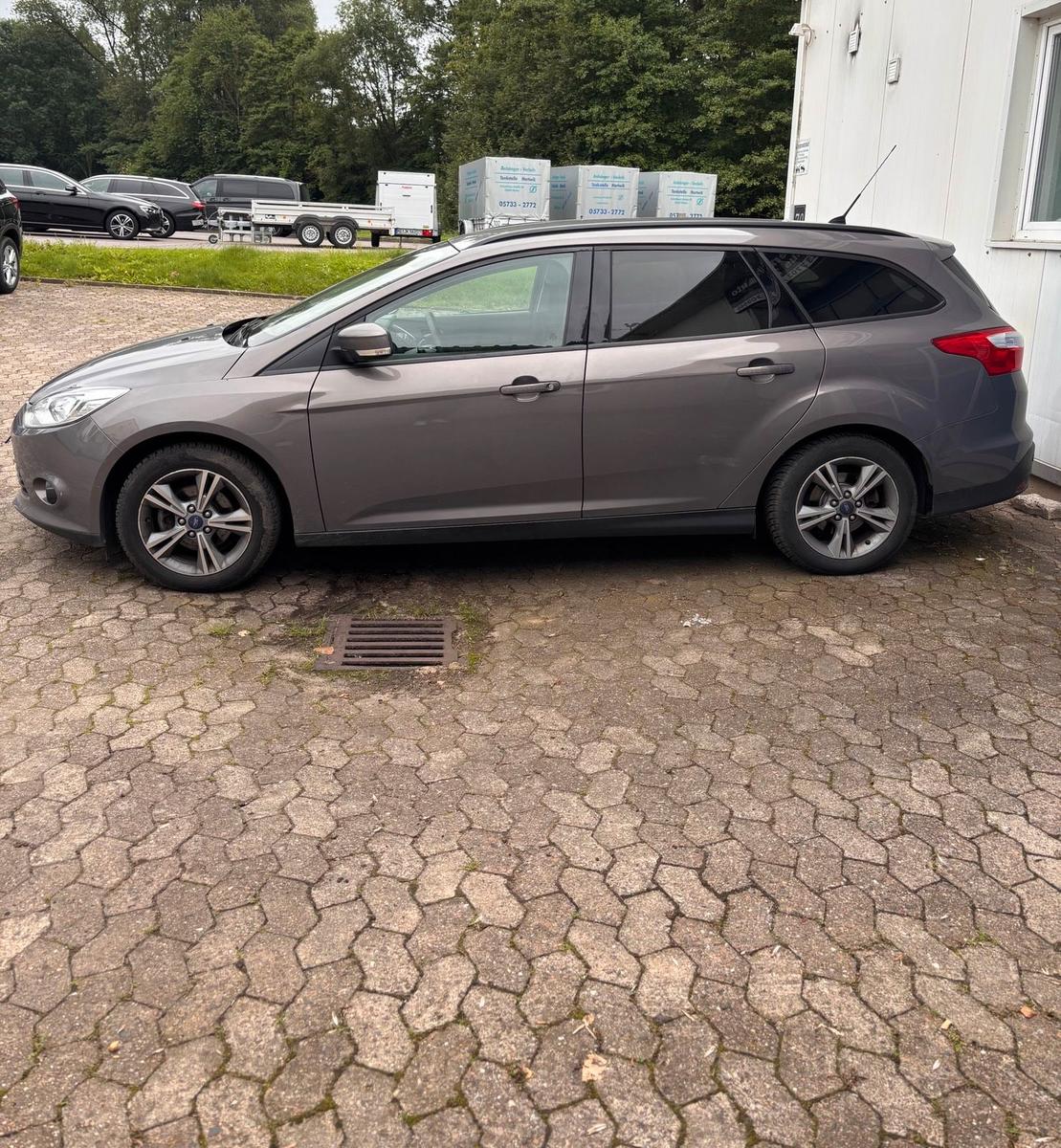 Ford Focus 2014 — photo 6