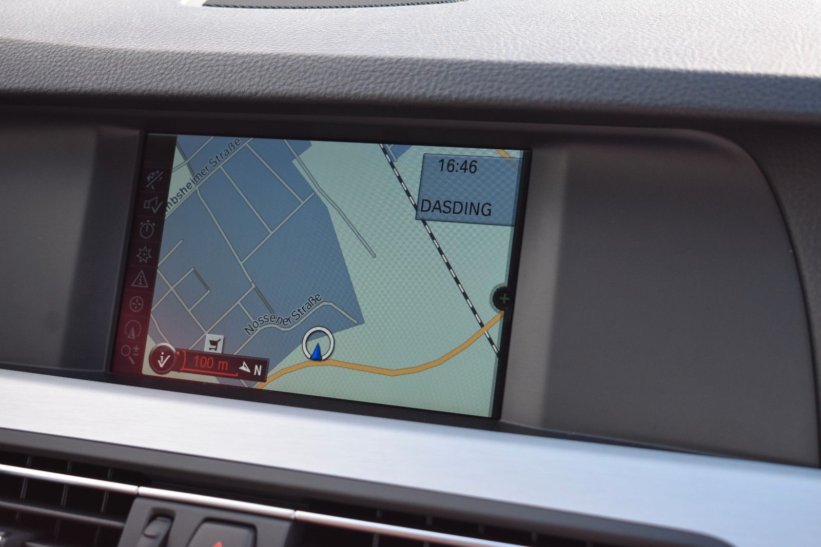 Fahrzeugabbildung BMW 520i Limo Autom. Navi Leder Xenon AHK GSD