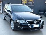 Volkswagen Passat 2.0 TDI DPF Var. Highline - Volkswagen Passat aus 2008: Kombi
