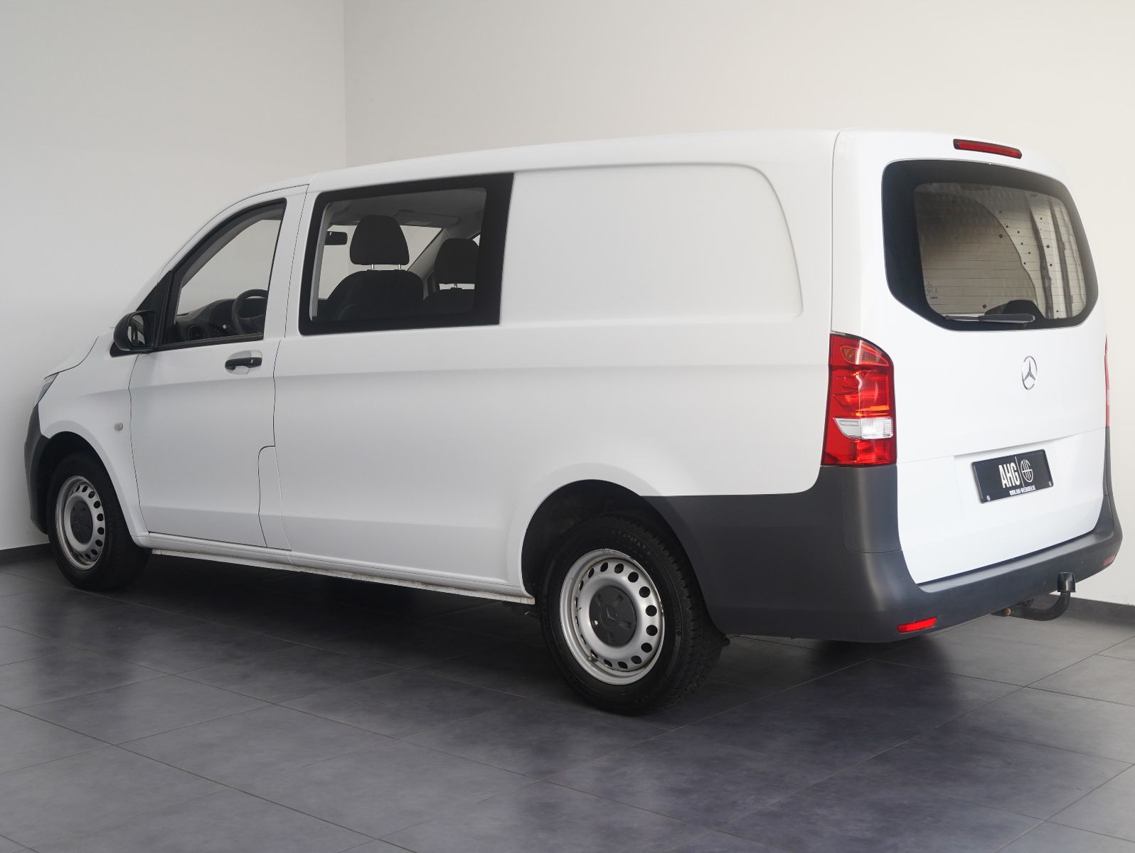 Fahrzeugabbildung Mercedes-Benz Vito Mixto 114 CDI RWD lang 6-SITZER/AHK